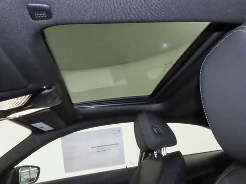Used 2025 BMW 230i xDrive Coupe w/ M Sport Package AWD/4WD image 9