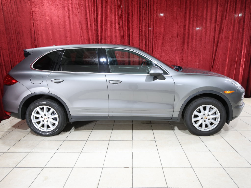 Used 2014 Porsche Cayenne AWD/4WD image 8