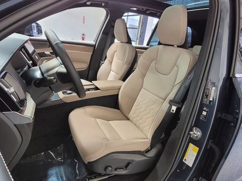 New 2026 Volvo XC90 B6 Plus w/ Protection Package Premier AWD/4WD image 10