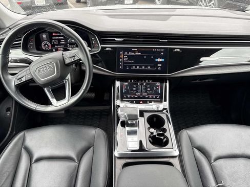 Used 2023 Audi Q8 Prestige AWD/4WD image 16