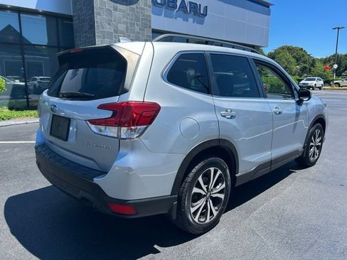 Used 2021 Subaru Forester Limited AWD/4WD image 4
