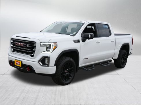 Certified 2021 GMC Sierra 1500 AT4 w/ AT4 Premium Package AWD/4WD image 3