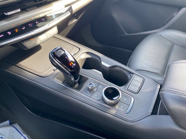 Used 2025 Cadillac XT4 Premium Luxury AWD/4WD image 33