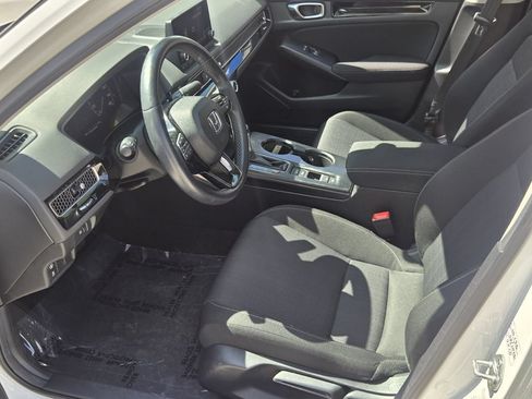 Used 2024 Honda Civic EX image 10