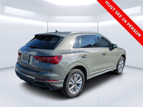 Used 2024 Audi Q3 2.0T Premium image 3