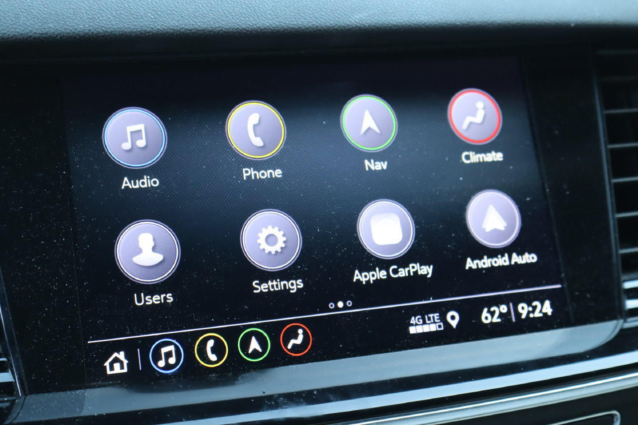 Used 2019 Buick Regal Avenir w/ Driver Confidence Package II FWD image 8