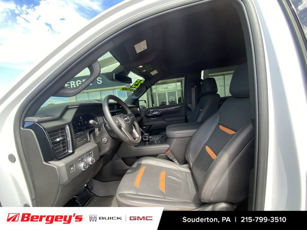 Used 2025 GMC Sierra 1500 AT4 AWD/4WD image 23