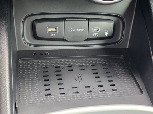 New 2026 Hyundai Venue SEL FWD image 18