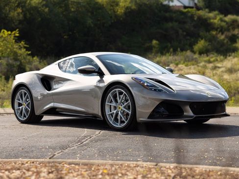 Used 2024 Lotus Emira First Edition image 11