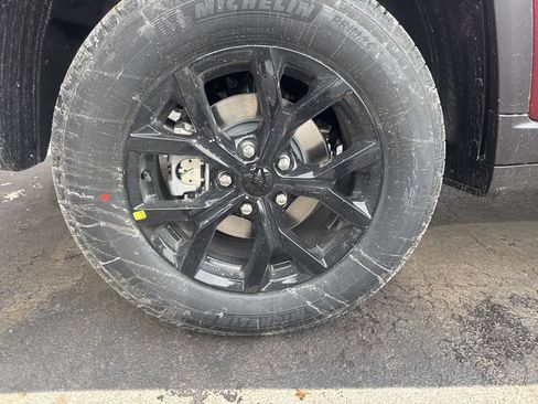 New 2026 Jeep Grand Cherokee Altitude AWD/4WD image 45