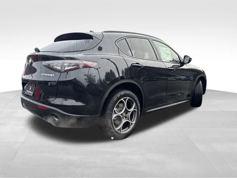 New 2025 Alfa Romeo Stelvio Sprint w/ Convenience Package image 7