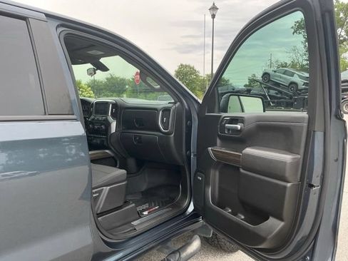 Used 2021 Chevrolet Silverado 1500 LT Trail Boss w/ Convenience Package II AWD/4WD image 18