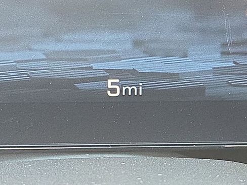 New 2025 Chevrolet Suburban Z71 w/ Z71 Off-Road Package image 12