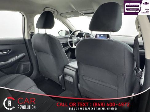 Used 2022 Nissan Sentra SV image 39