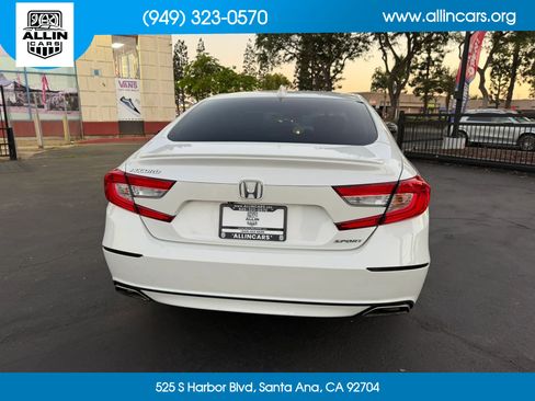 Used 2018 Honda Accord Sport image 5