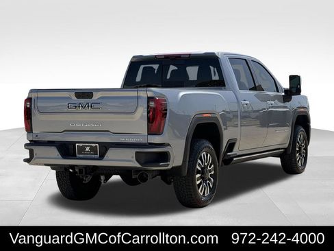 Used 2026 GMC Sierra 2500 Denali Ultimate AWD/4WD image 9