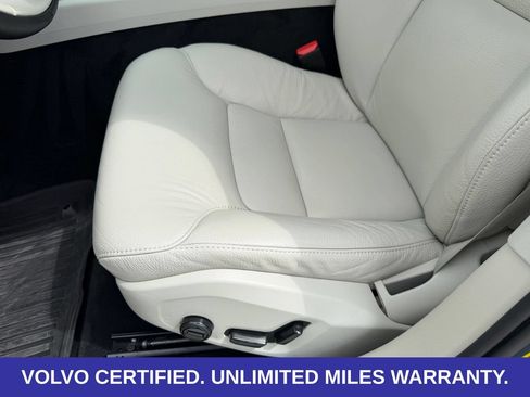 Certified 2024 Volvo V60 B5 Cross Country Plus w/ Protection Package Premier AWD/4WD image 30