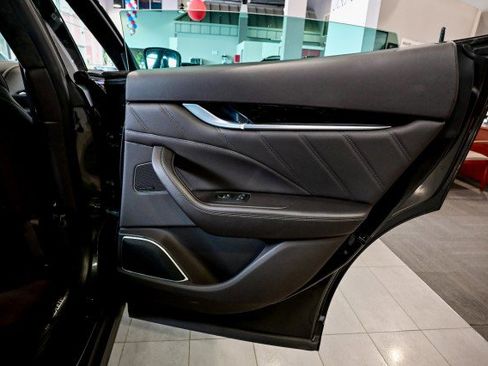 Used 2022 Maserati Levante Modena AWD/4WD image 22