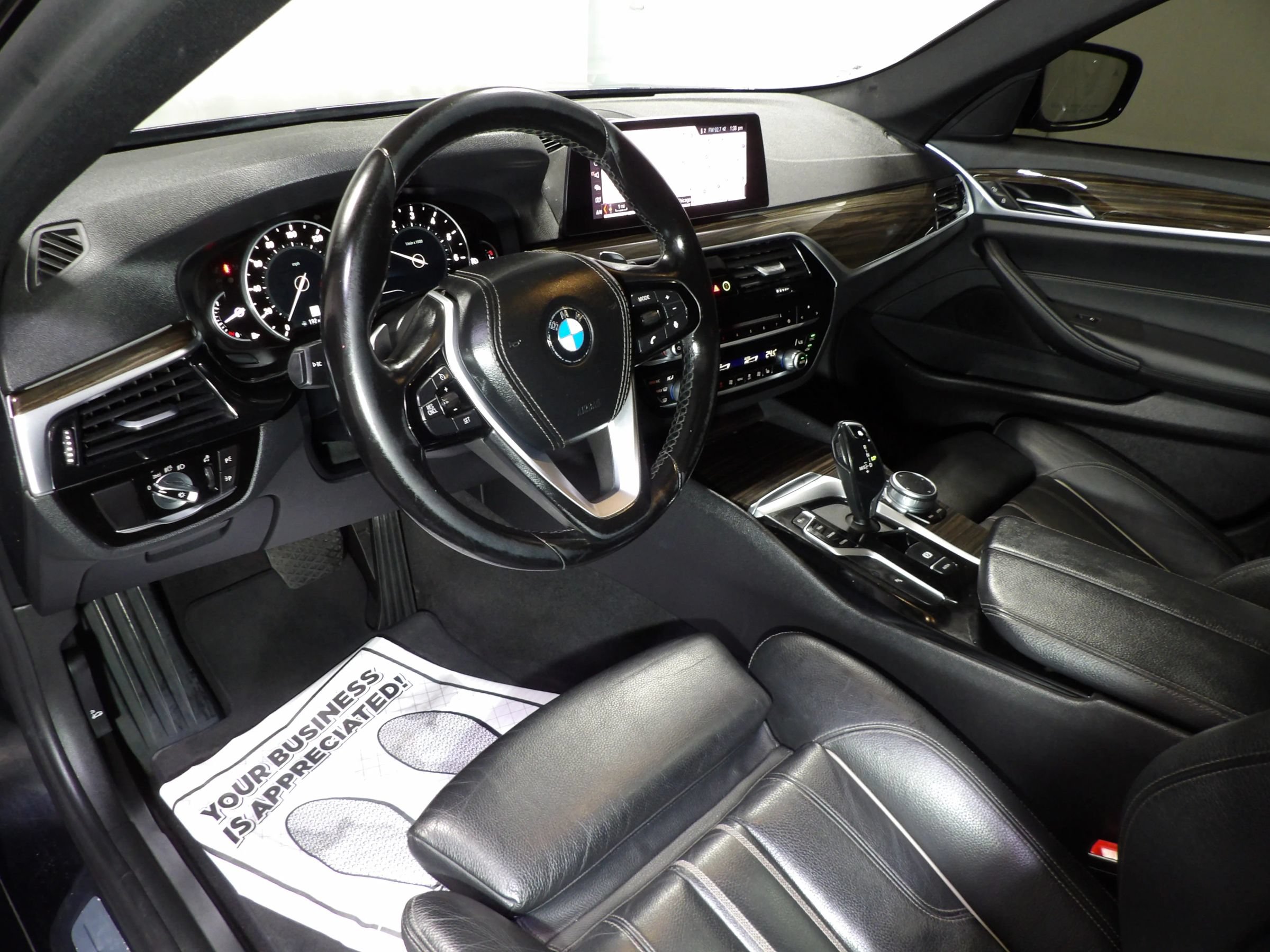 Used 2019 BMW 530i w/ Convenience Package RWD image 10