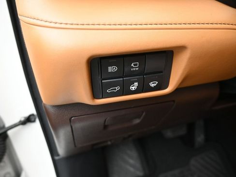 Used 2020 Toyota Highlander Platinum image 13