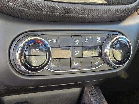 Used 2021 Chevrolet TrailBlazer LT image 20