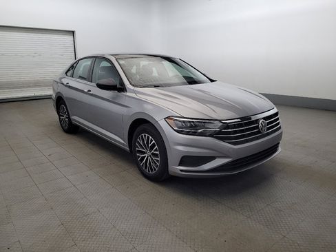 Used 2021 Volkswagen Jetta SE FWD image 13