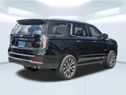 Used 2025 Chevrolet Tahoe High Country AWD/4WD image 5
