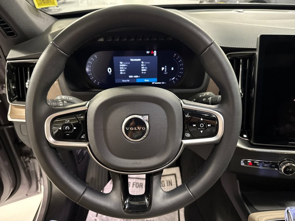 Used 2026 Volvo XC90 B6 Core w/ Protection Package Premier AWD/4WD image 12