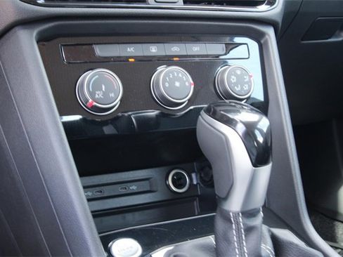 New 2025 Volkswagen Taos S image 15