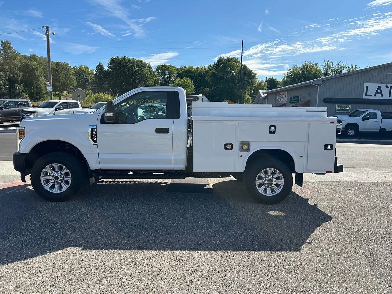 Used 2019 Ford F350 XL w/ Power Equipment Group AWD/4WD image 2