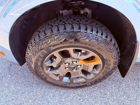 Used 2025 Ford Maverick Tremor AWD/4WD image 18