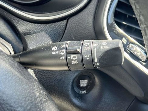 Certified 2022 Jeep Cherokee Limited image 24