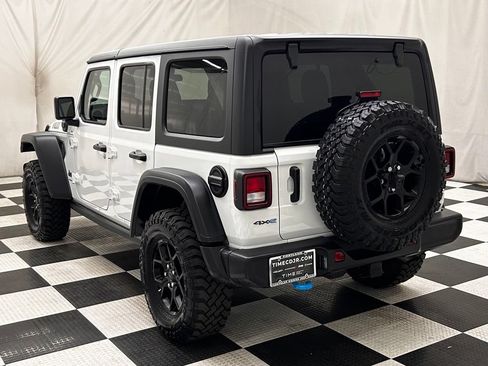 Used 2024 Jeep Wrangler Unlimited AWD/4WD image 5