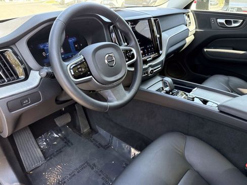 Certified 2025 Volvo XC60 B5 Plus image 22