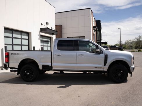 Used 2024 Ford F350 Lariat w/ Black Appearance Package AWD/4WD image 5