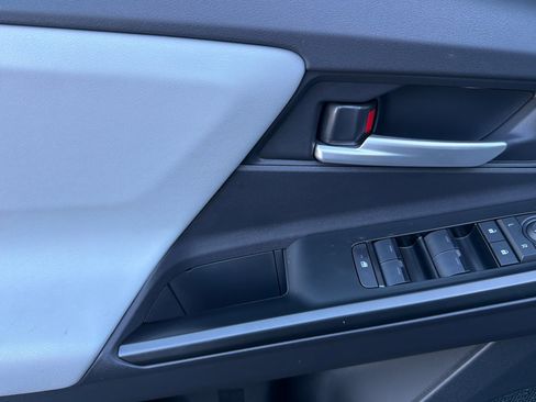 New 2026 Subaru Solterra Premium image 11