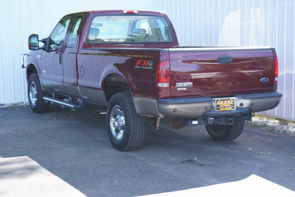 Used 2005 Ford F350 XLT AWD/4WD image 4