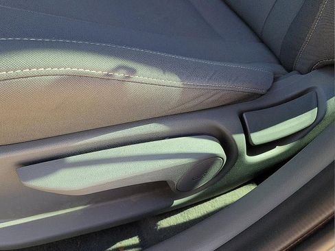 Used 2024 Hyundai Elantra SEL w/ Convenience Package image 13