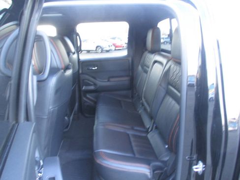 Used 2023 Nissan Frontier PRO-4X w/ Pro-4X Premium Package image 25