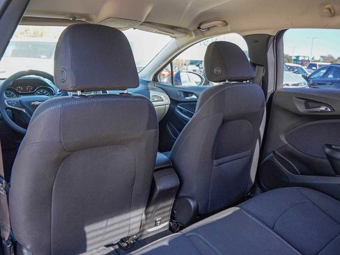Used 2017 Chevrolet Cruze LT w/ Convenience Package image 27