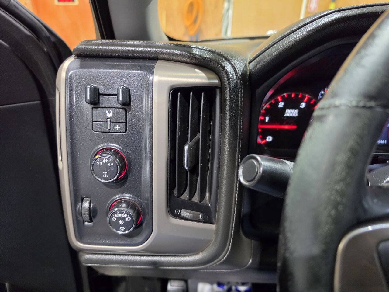 Used 2016 GMC Sierra 2500 Denali w/ Duramax Plus Package AWD/4WD image 40