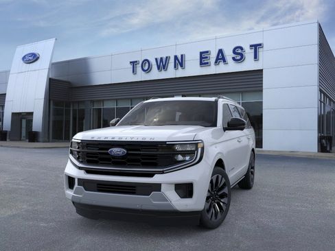 New 2026 Ford Expedition Platinum AWD/4WD image 2
