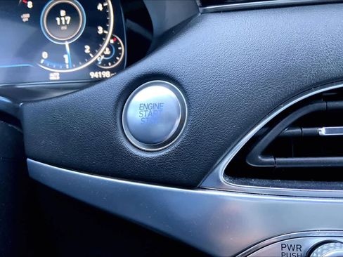 Used 2022 Hyundai Palisade Calligraphy image 31