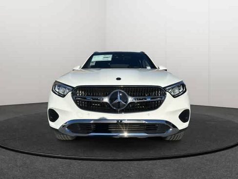Certified 2026 Mercedes-Benz GLC 300 4MATIC image 2