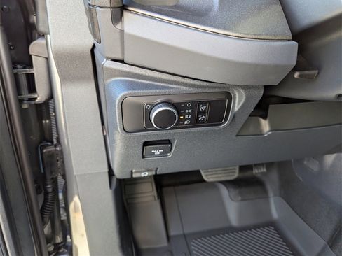 New 2025 Ford Bronco Badlands image 19