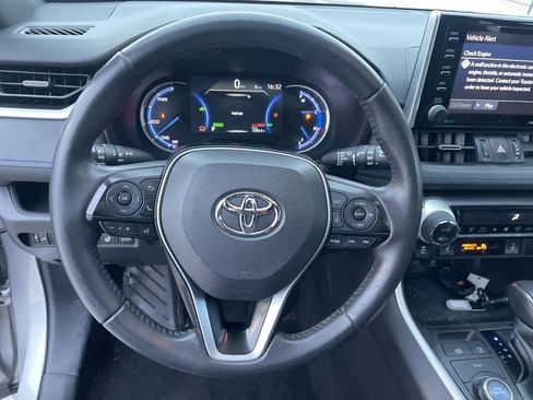 Used 2021 Toyota RAV4 XSE w/ XSE Grade Weather Package image 16