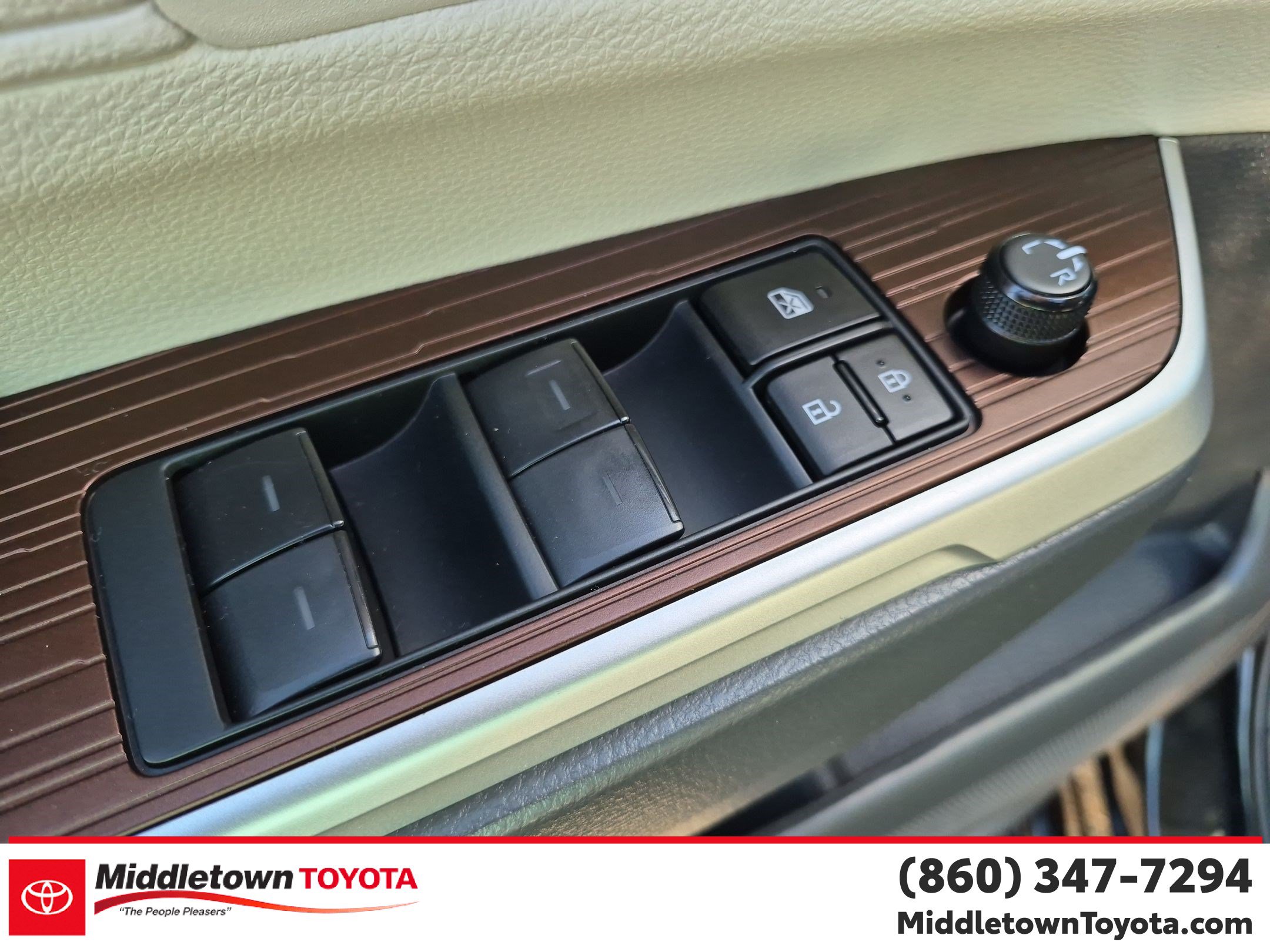 Certified 2024 Toyota Sienna XLE w/ XLE Plus Package AWD/4WD image 12