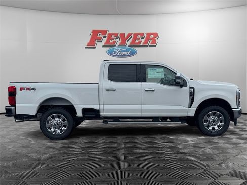 Certified 2025 Ford F250 Lariat w/ Chrome Package image 6