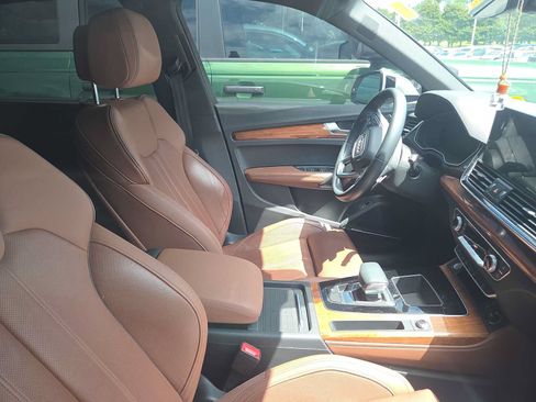 Used 2021 Audi Q5 Prestige w/ Prestige Package AWD/4WD image 12