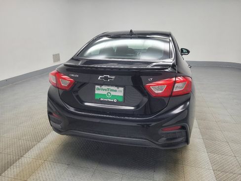 Used 2018 Chevrolet Cruze LT w/ Convenience Package image 7